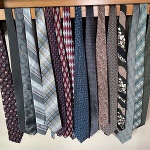 Ties assorted 16 in all  quilting project craft use vintage neck ties
